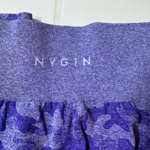 NVGTN XS purple camo leggings